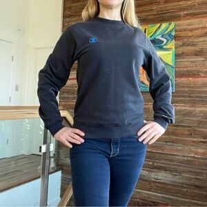 CHAMPION Women’s XS Navy Crewneck Sweater